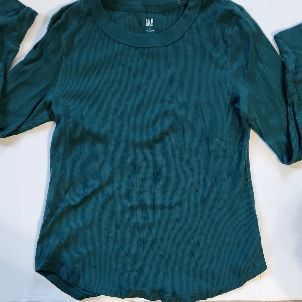 Women's Gap Fitted Waffled Green Long Sleeve Shirt - Large
